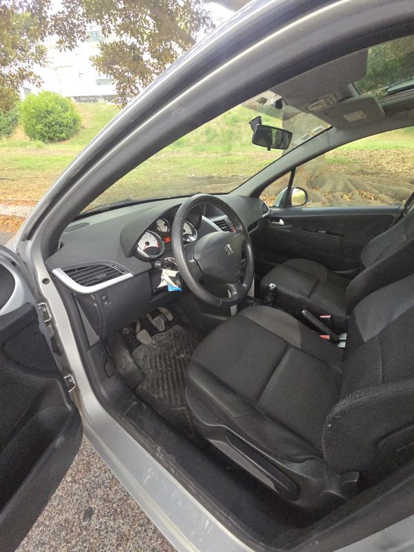 peugeot-207-sw-2011-gasolina-1360cc