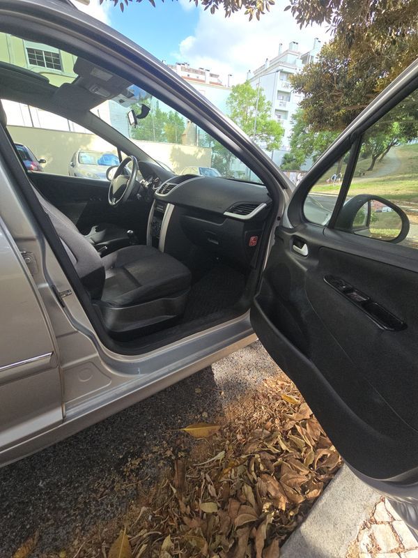 peugeot-207-sw-2011-gasolina-1360cc