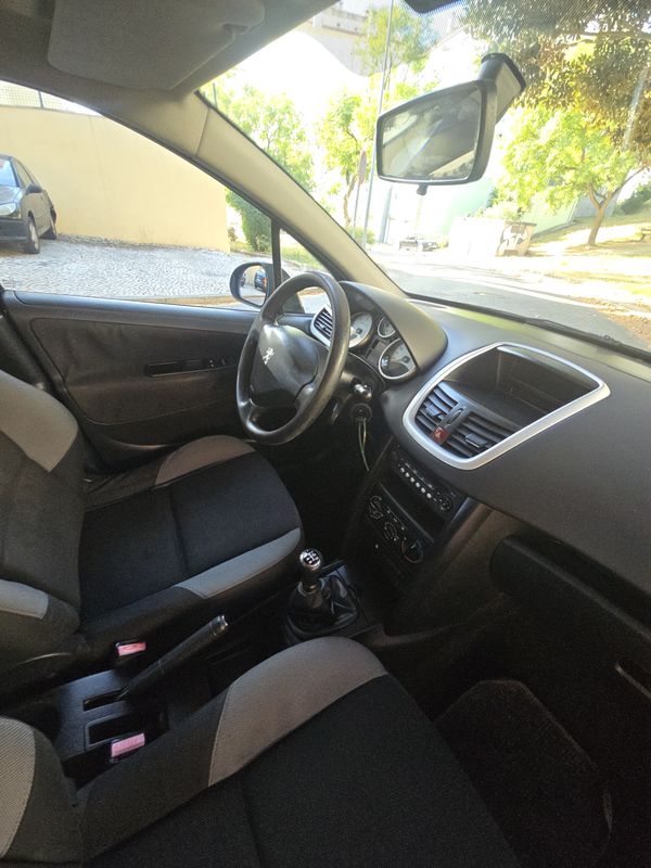 peugeot-207-2007-diesel-1398cc