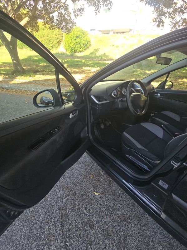 peugeot-207-2007-diesel-1398cc