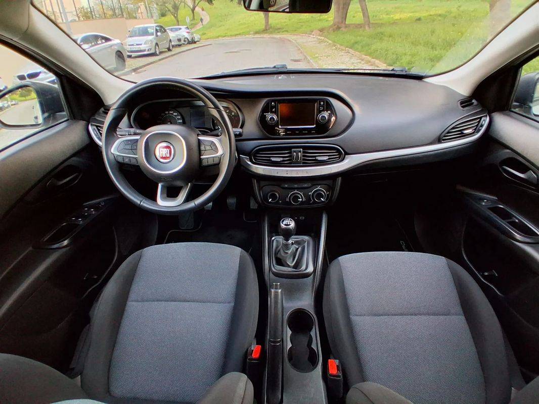 fiat-tipo-station-wagon-2019-gasolina-1368cc