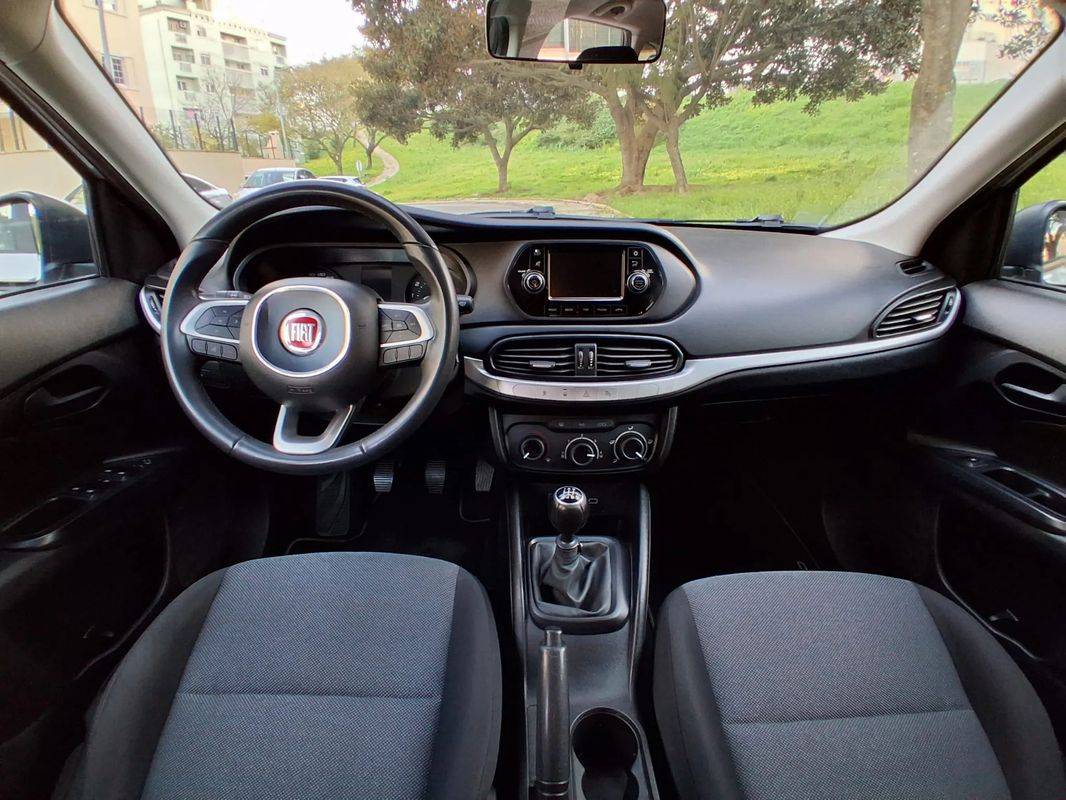 fiat-tipo-station-wagon-2019-gasolina-1368cc