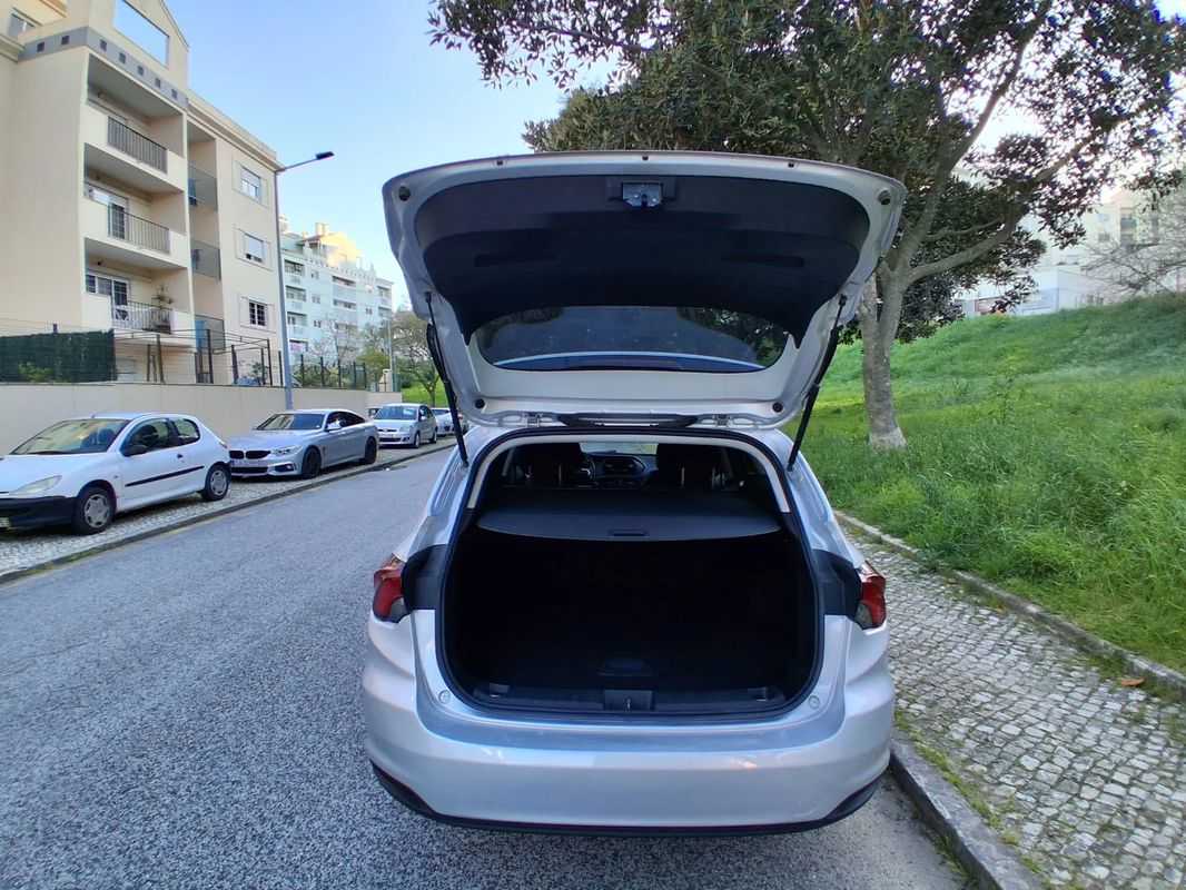 fiat-tipo-station-wagon-2019-gasolina-1368cc
