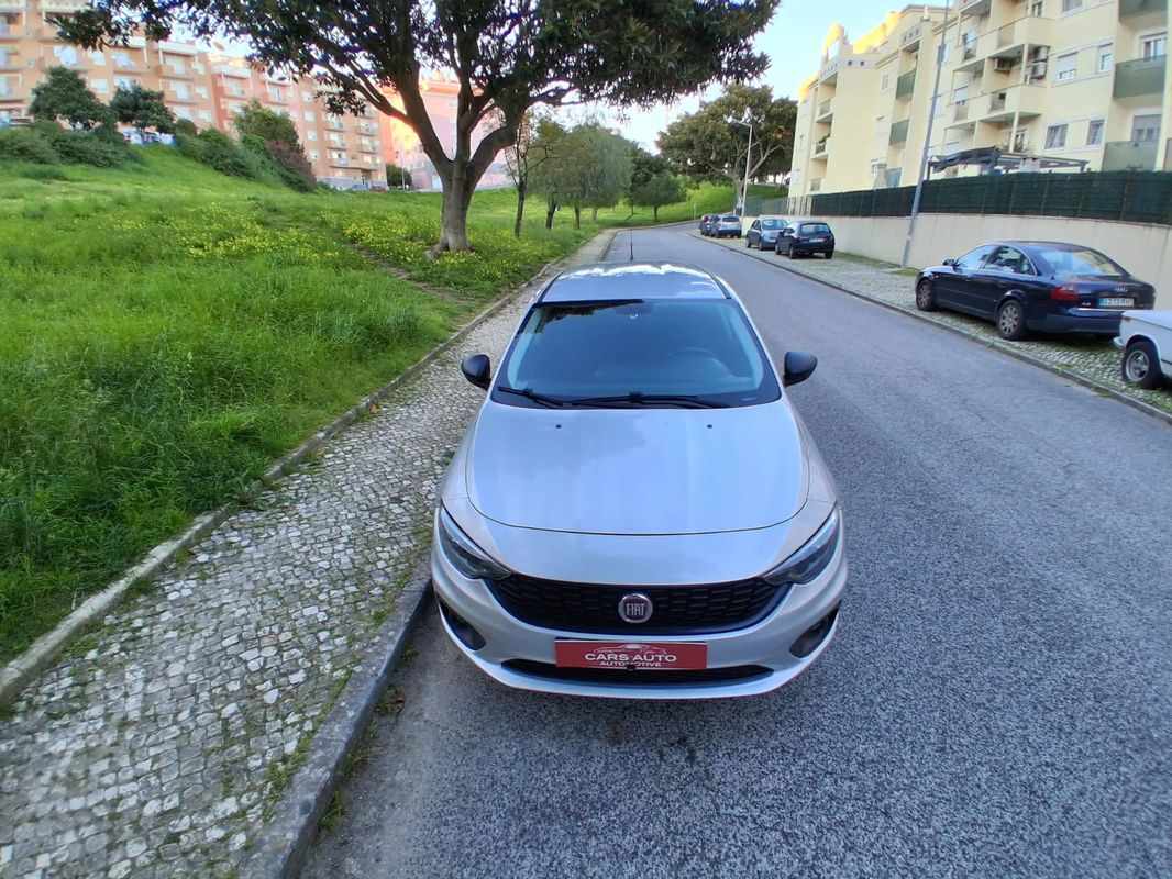 fiat-tipo-station-wagon-2019-gasolina-1368cc