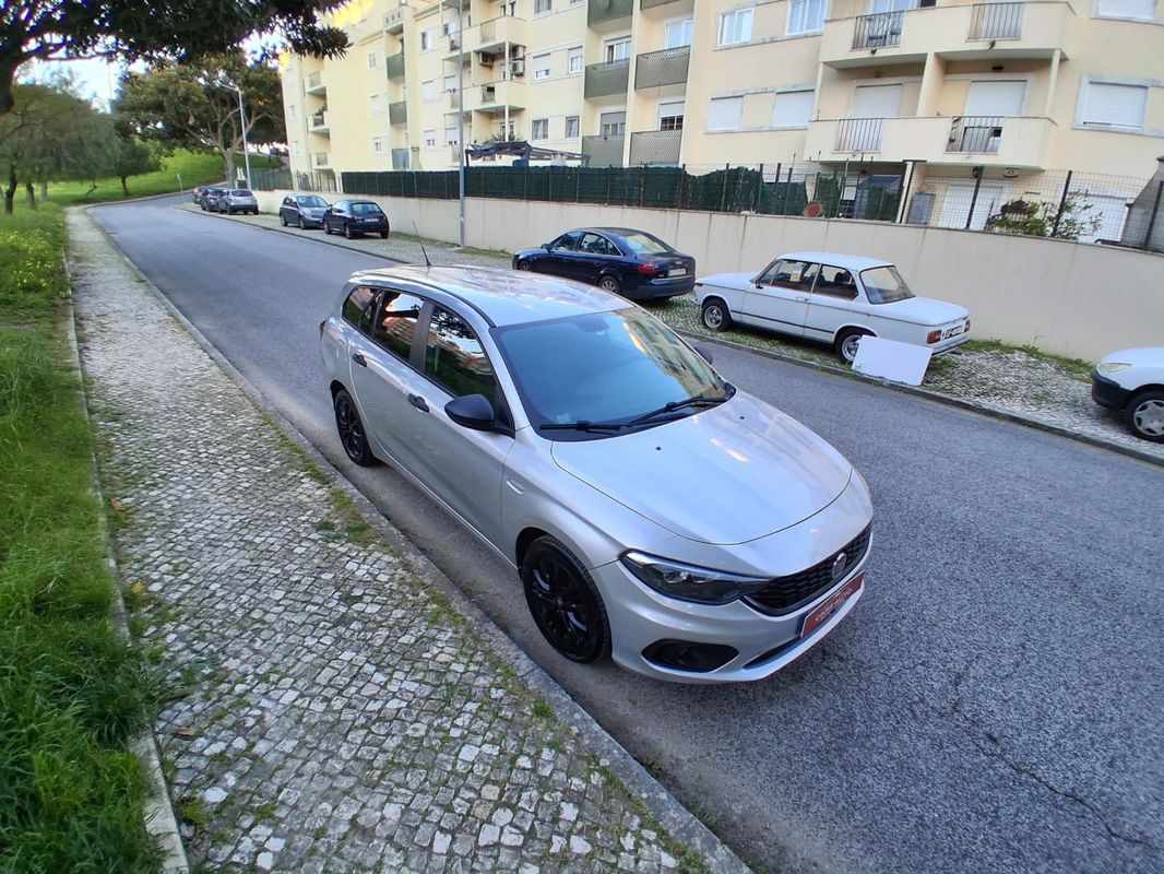 fiat-tipo-station-wagon-2019-gasolina-1368cc