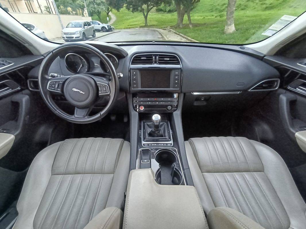 jaguar-f-pace-2016-diesel-1999cc