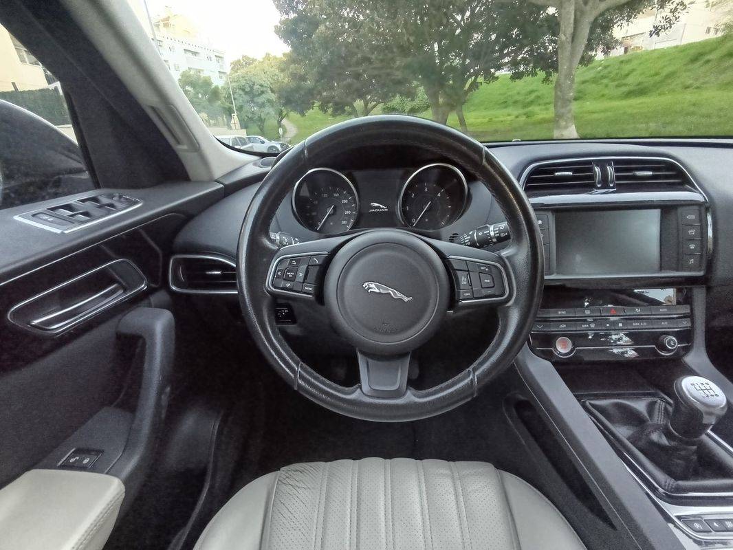 jaguar-f-pace-2016-diesel-1999cc