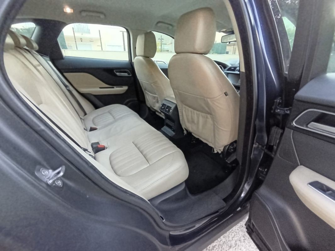 jaguar-f-pace-2016-diesel-1999cc