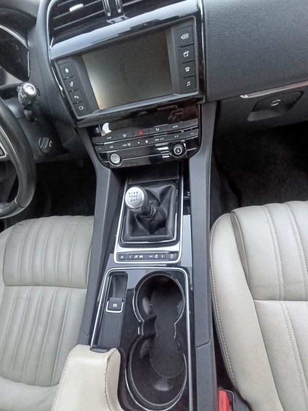 jaguar-f-pace-2016-diesel-1999cc
