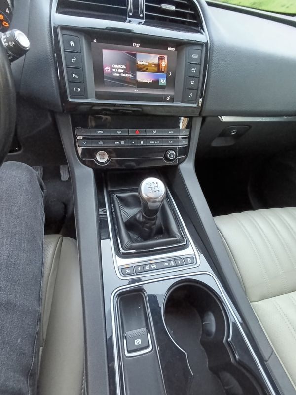 jaguar-f-pace-2016-diesel-1999cc