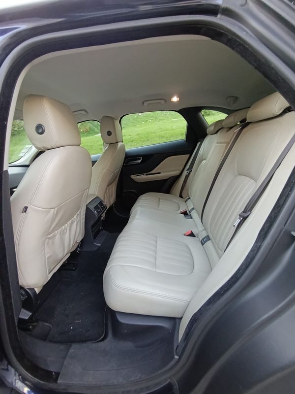jaguar-f-pace-2016-diesel-1999cc