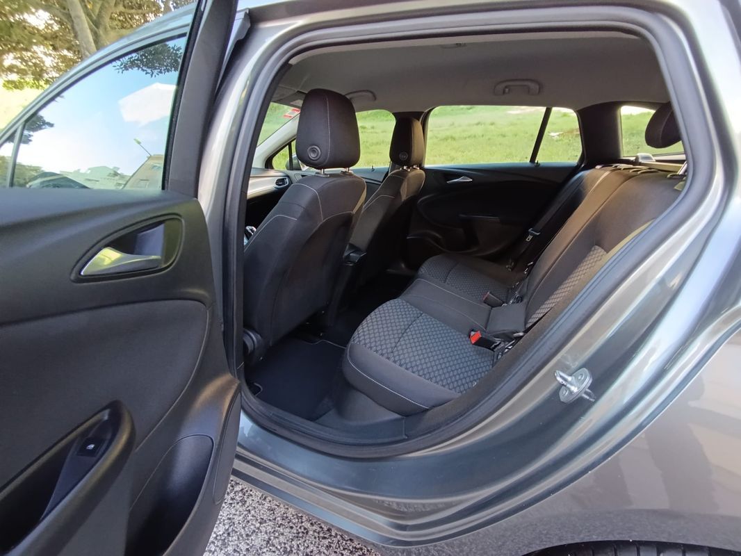 opel-astra-sport-tourer-2020-diesel-1496cc