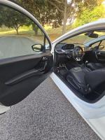 peugeot-208-2013-gasolina-1598cc