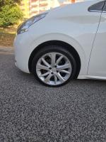 peugeot-208-2013-gasolina-1598cc
