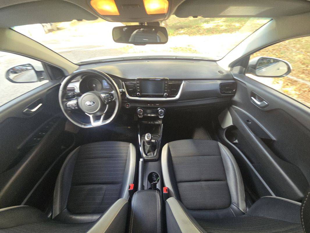 kia-stonic-2017-gasolina-998cc