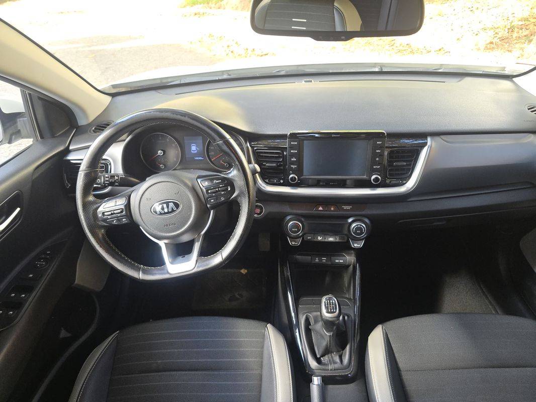 kia-stonic-2017-gasolina-998cc