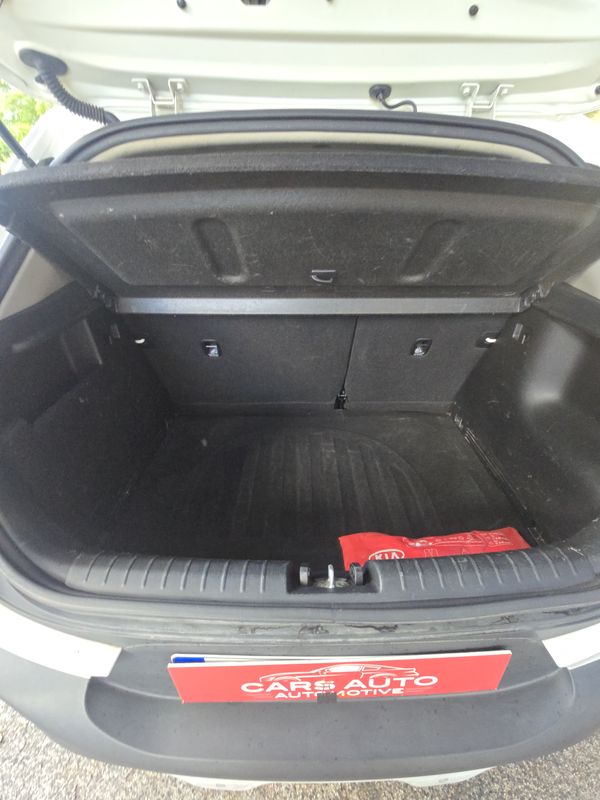 kia-stonic-2017-gasolina-998cc