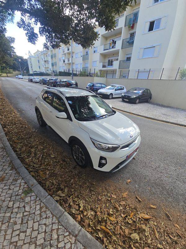 kia-stonic-2017-gasolina-998cc