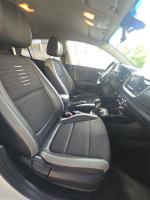 kia-stonic-2017-gasolina-998cc