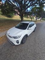kia-stonic-2017-gasolina-998cc
