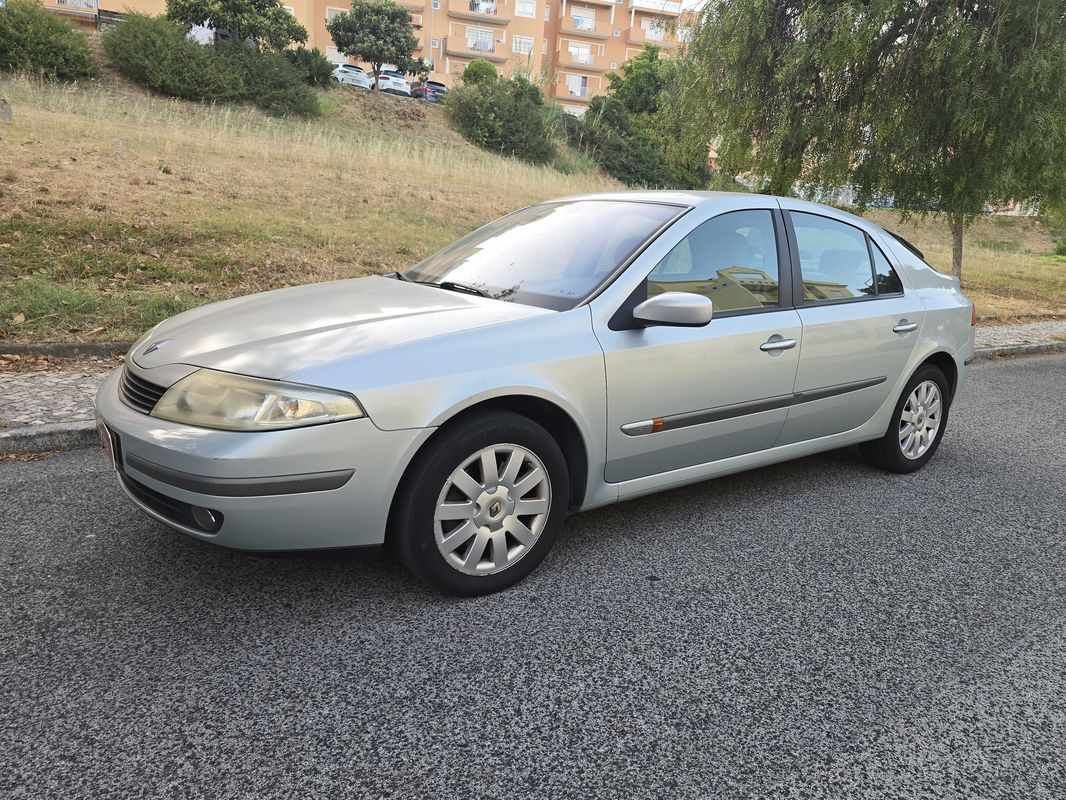 renault-laguna-2002-gasolina-1598cc
