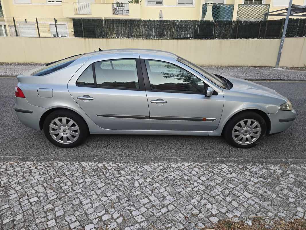 renault-laguna-2002-gasolina-1598cc
