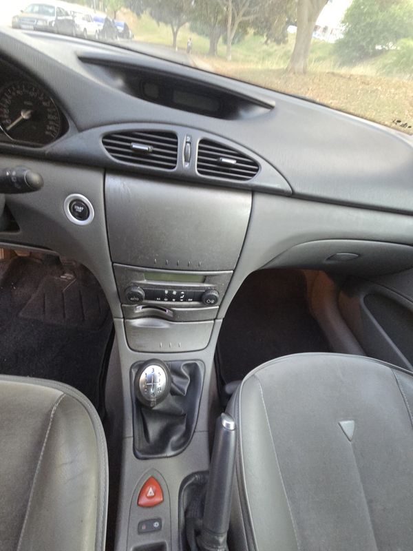 renault-laguna-2002-gasolina-1598cc