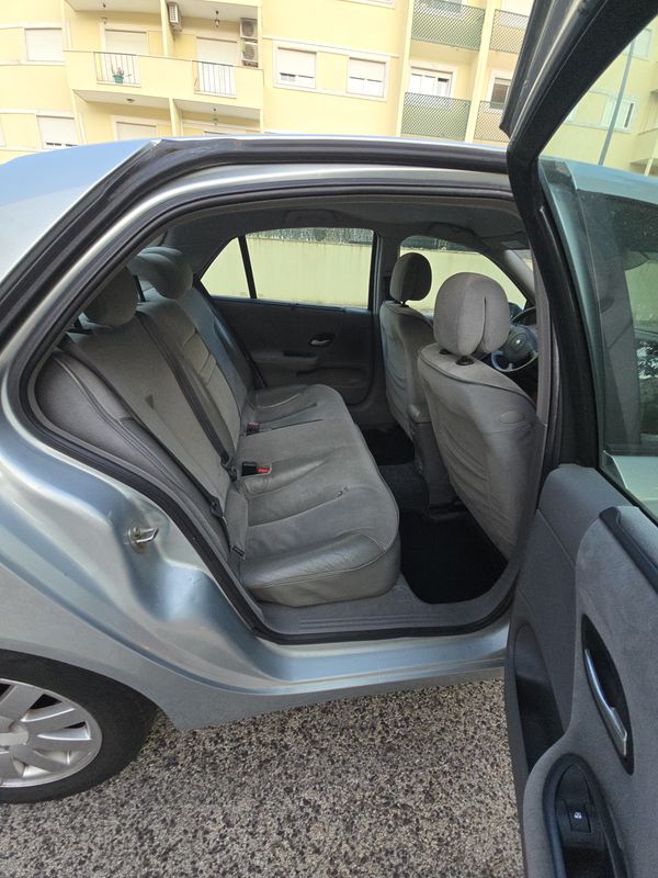 renault-laguna-2002-gasolina-1598cc