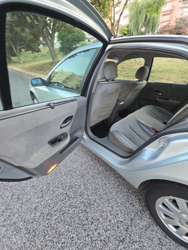 renault-laguna-2002-gasolina-1598cc