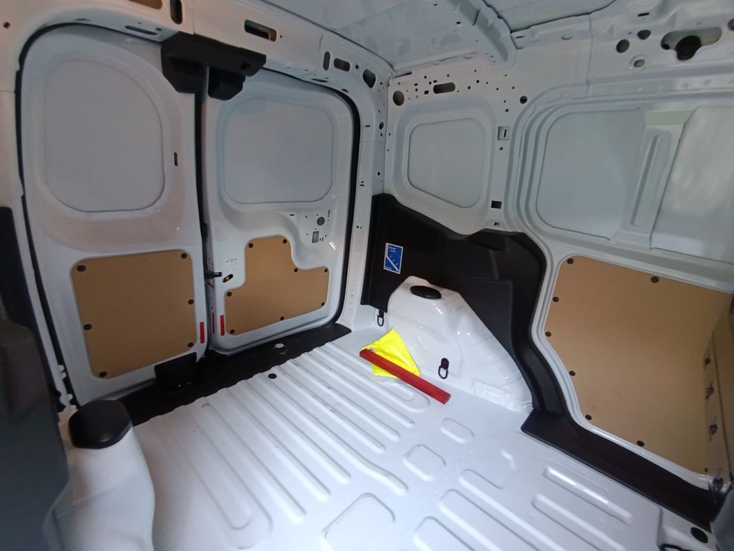 ford-transit-2019-diesel-1500cc