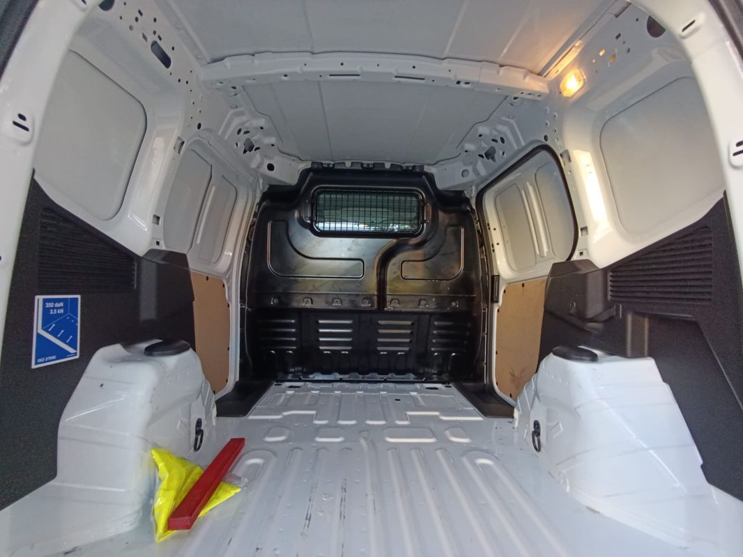 ford-transit-2019-diesel-1500cc