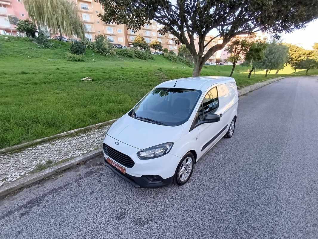 ford-transit-2019-diesel-1500cc