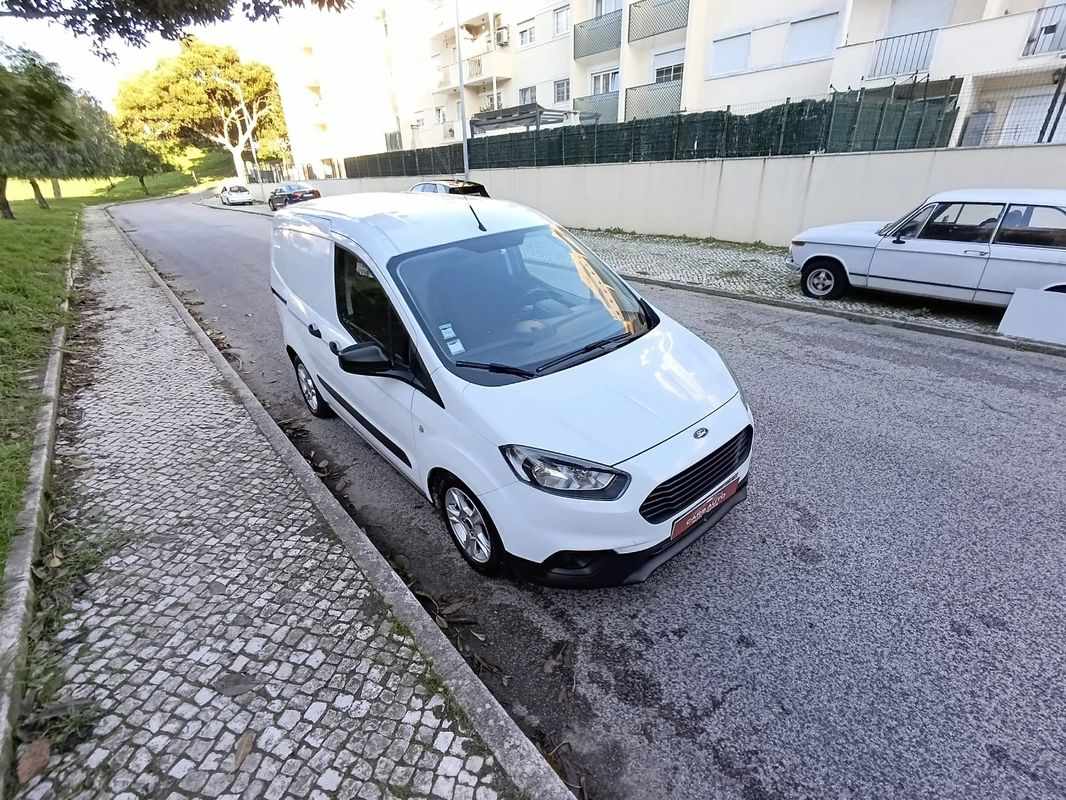 ford-transit-2019-diesel-1500cc