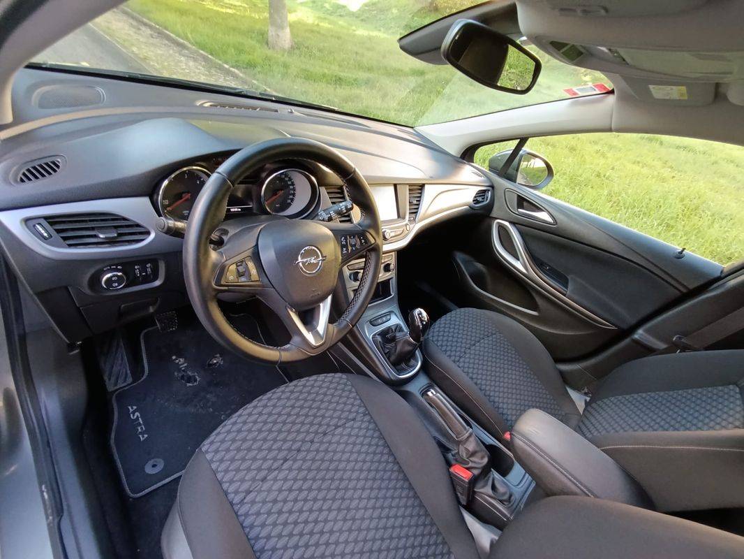 opel-astra-sport-tourer-2020-diesel-1496cc
