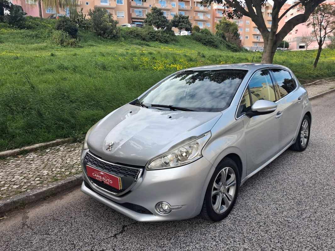 peugeot-208-2013-gasolina-1199cc