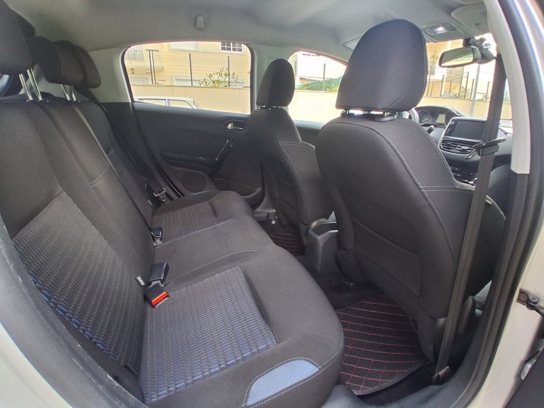 peugeot-208-2013-gasolina-1199cc