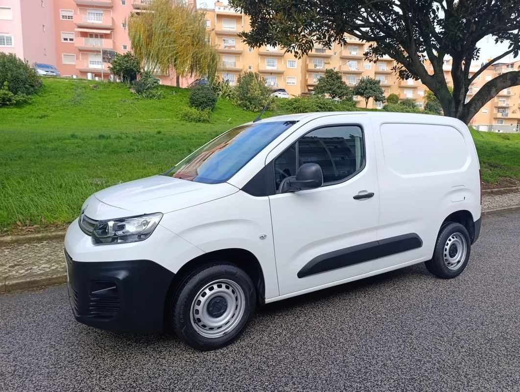 citroen-berlingo-2021-diesel-1500cc
