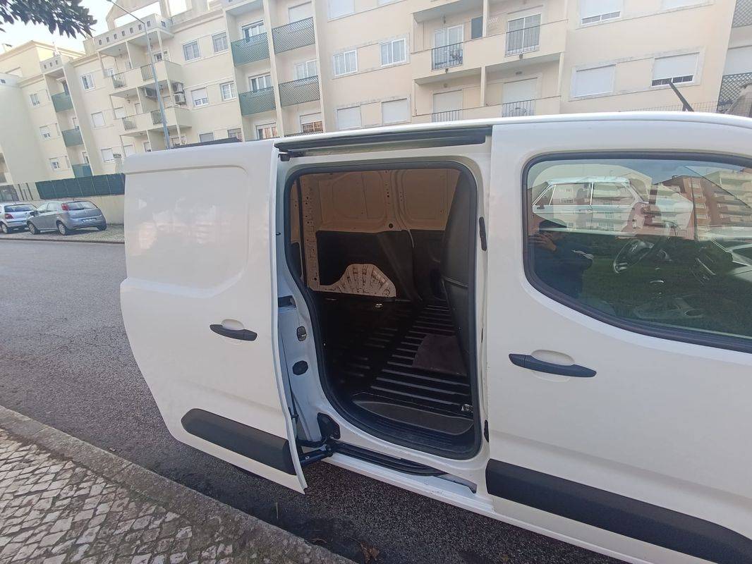 citroen-berlingo-2021-diesel-1500cc