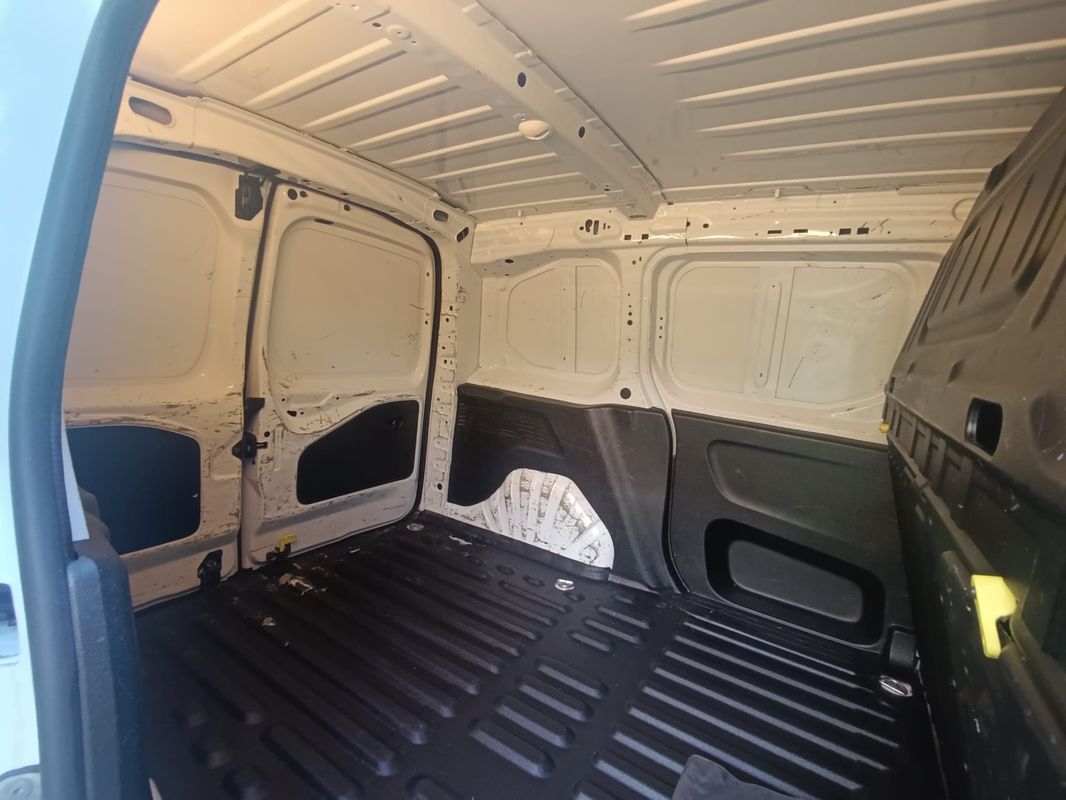 citroen-berlingo-2021-diesel-1500cc