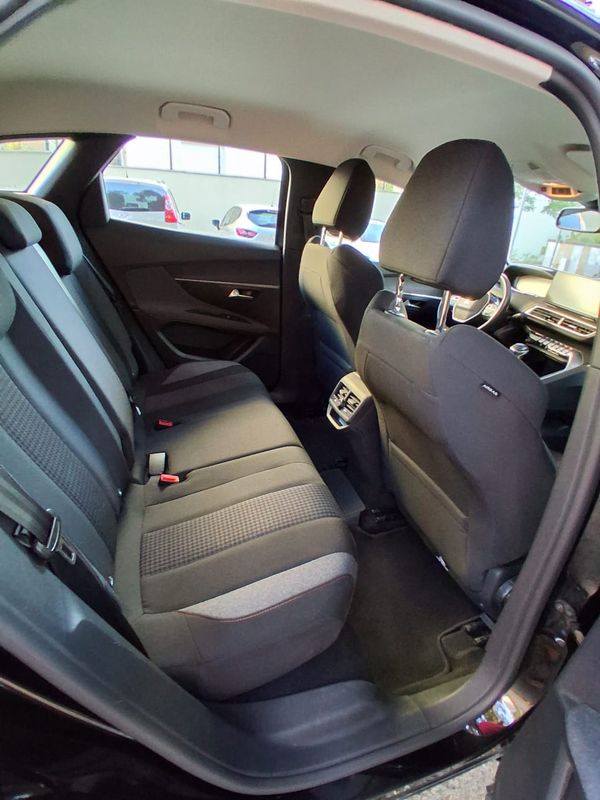 peugeot-3008-2022-diesel-1499cc