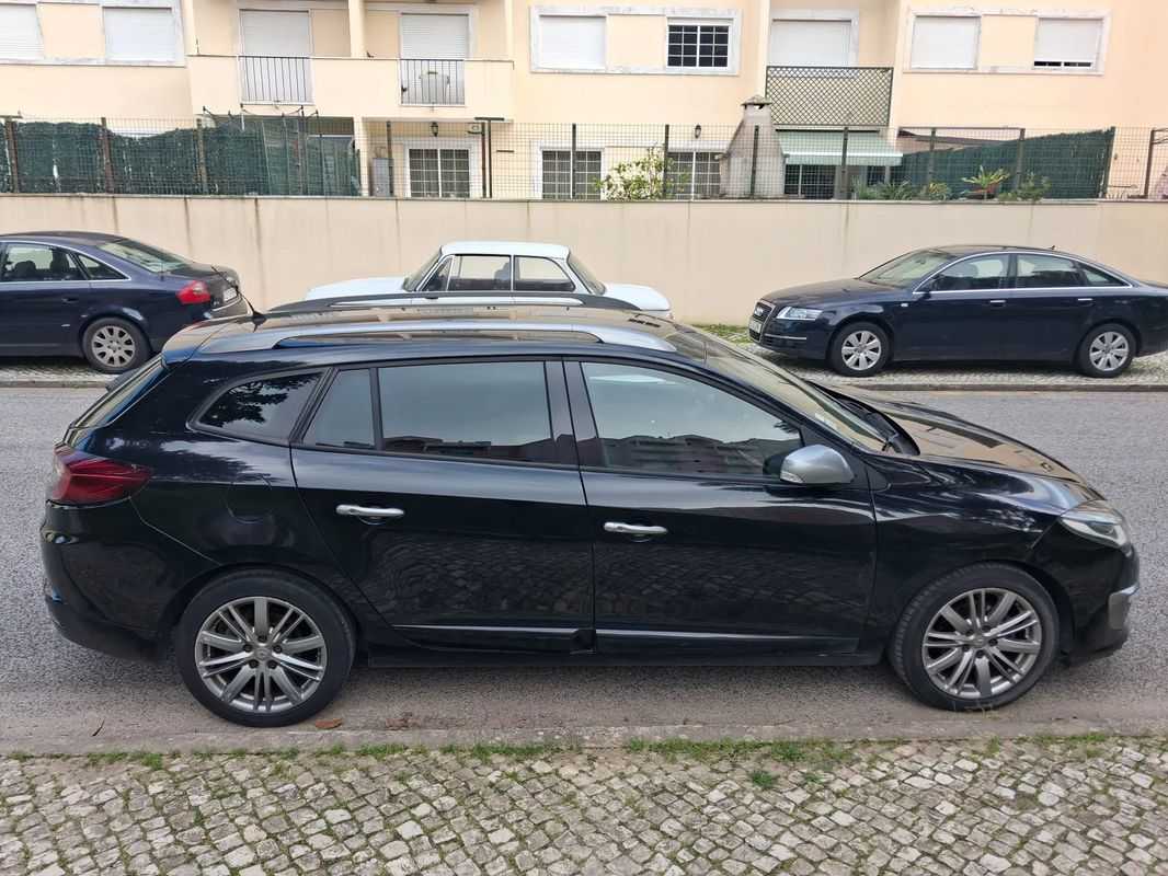 renault-megane-sport-tourer-2015-diesel-1461cc
