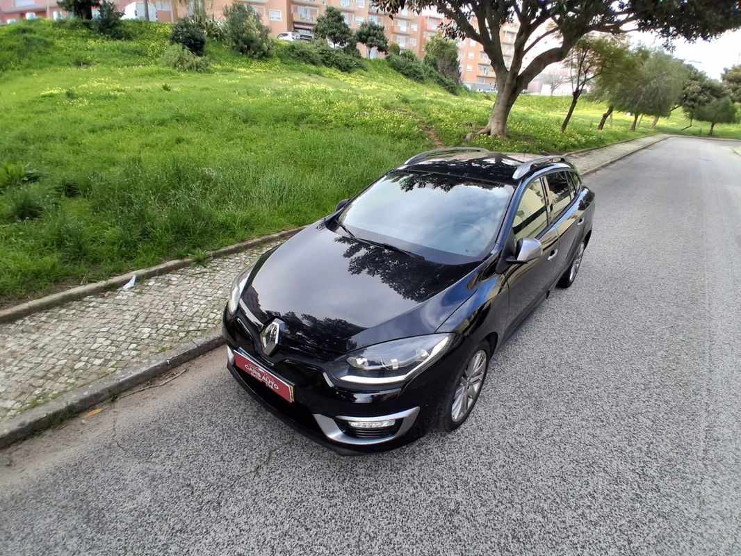 renault-megane-sport-tourer-2015-diesel-1461cc