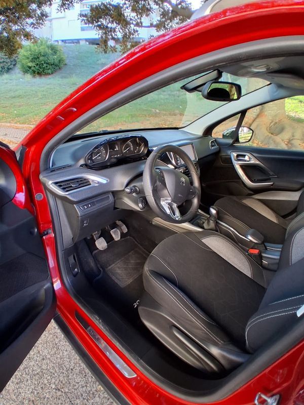 peugeot-2008-2017-gasolina-1199cc
