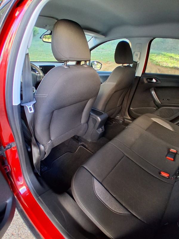 peugeot-2008-2017-gasolina-1199cc