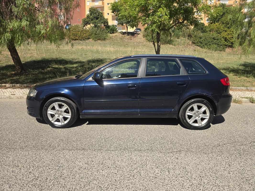 audi-a3-sportback-2010-diesel-1598cc