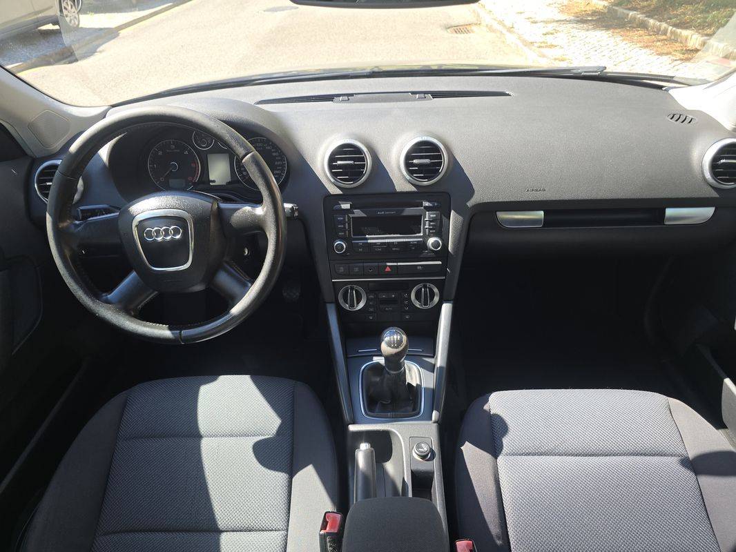 audi-a3-sportback-2010-diesel-1598cc