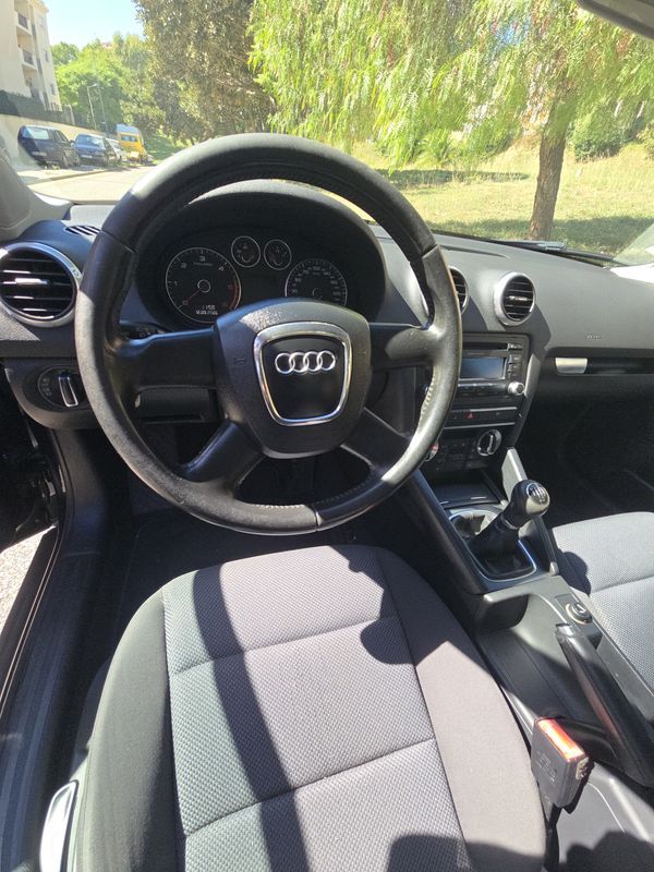 audi-a3-sportback-2010-diesel-1598cc