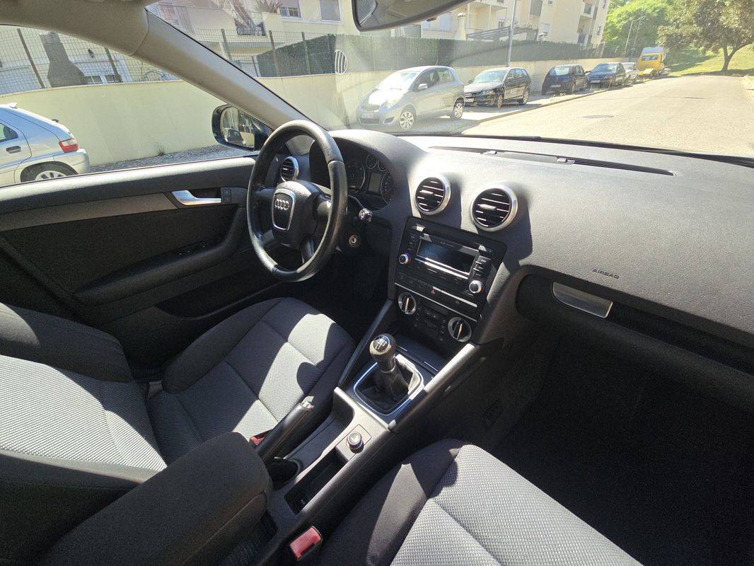audi-a3-sportback-2010-diesel-1598cc