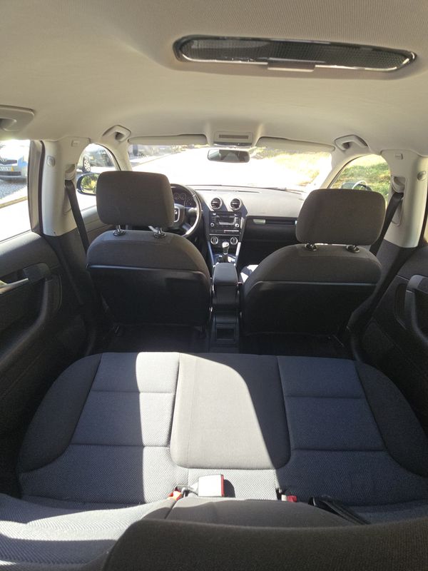 audi-a3-sportback-2010-diesel-1598cc