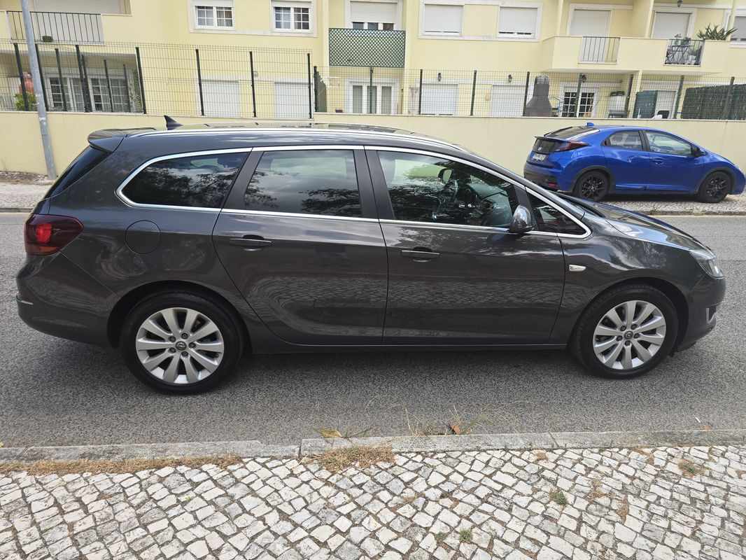 opel-astra-sport-tourer-2016-diesel-1598cc